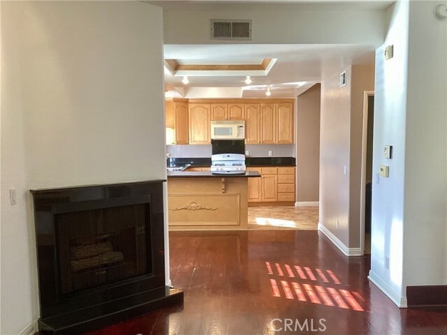 Building Photo - 5145 Yarmouth Ave