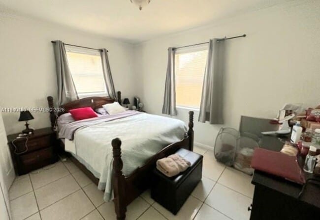 Building Photo - 1715 NW 13th St