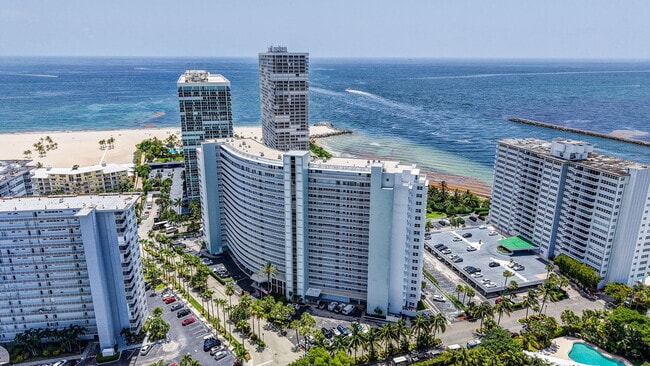 Building Photo - 2000 S Ocean Dr