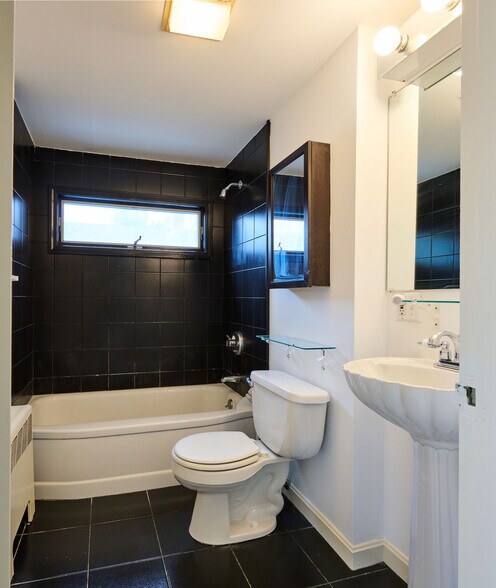 Full Bath - 710 Coolidge Ave