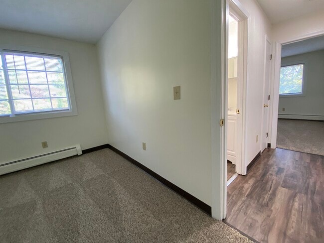 Building Photo - 3961 Brown Ave
