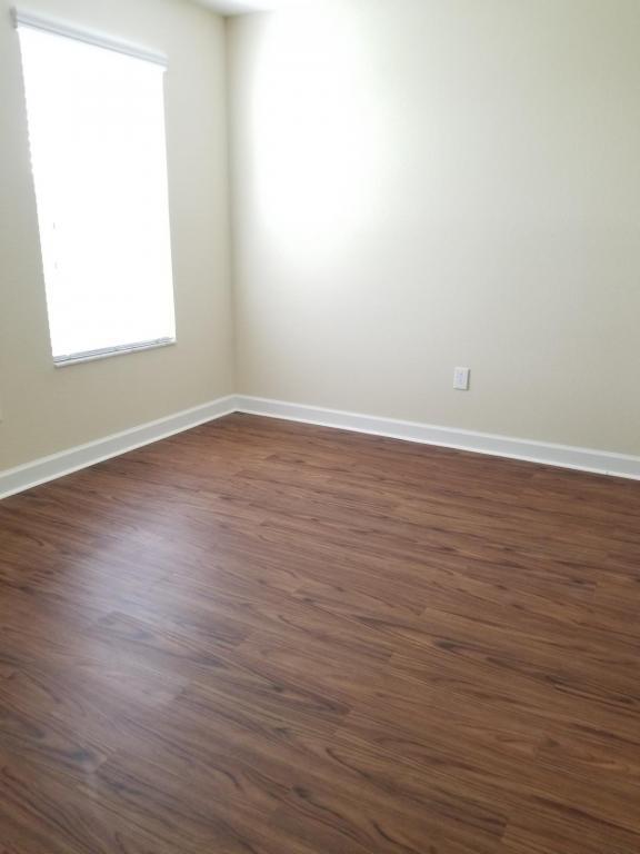 Building Photo - 15030 Evergreen Oak Loop