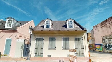 Building Photo - 1017 Conti St