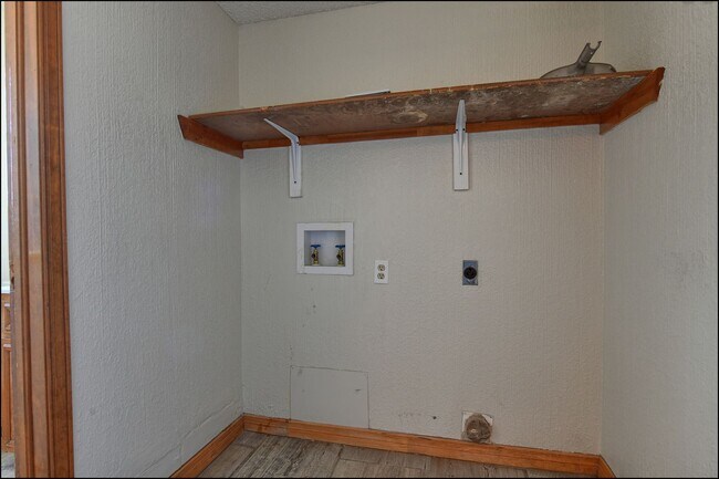 Building Photo - Coming Soon!