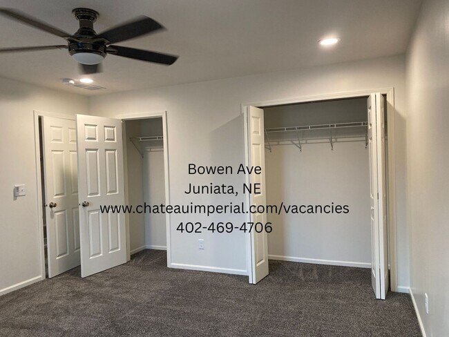 Building Photo - 600 N Bowen Ave