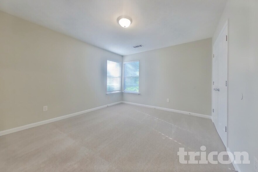 Building Photo - 1858 Hickory Creek Ct NW