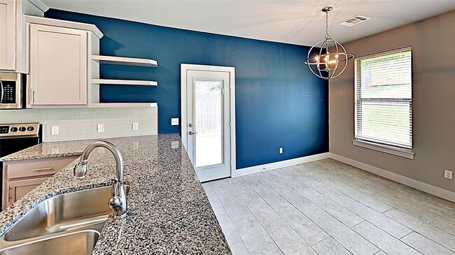 Building Photo - 4617 Wagner Lake Dr