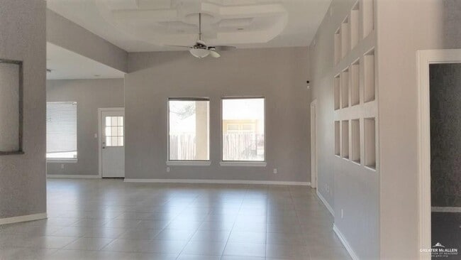 Building Photo - 13 Carianna Ave