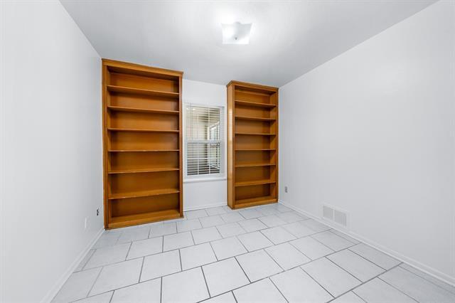 Building Photo - 924 Imperial Dr