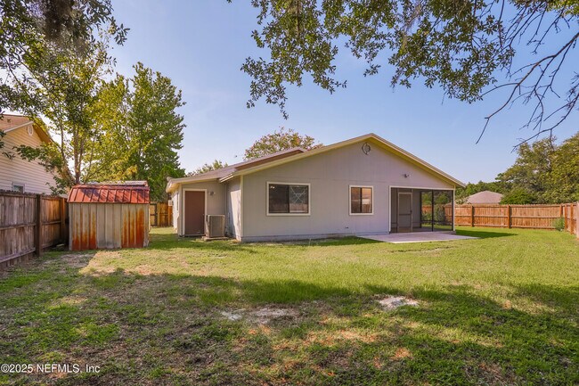 Building Photo - 7453 Amandas Crossing Dr N