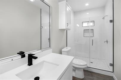 Building Photo - "Spacious & Modern 3-Bedroom Haven in McAllen – 1050 Sq. Ft. of Comfort!"