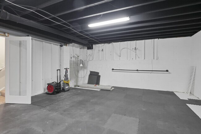 Building Photo - 7090 Dean Farm Rd