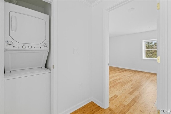 Building Photo - 238 Oriskany Blvd