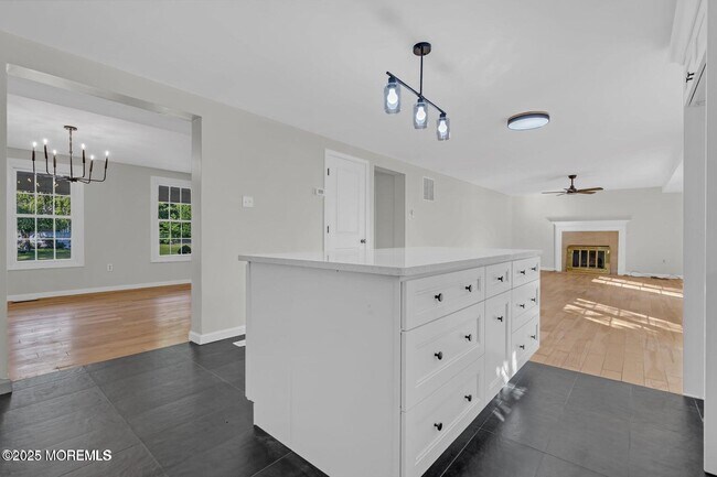 Building Photo - 58 Garden Ave