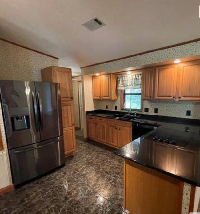 Building Photo - *** COMING SOON 9/7/2025*** Beautiful 4/2,...