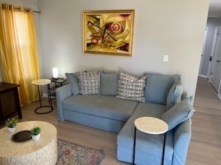 Building Photo - 1004 Johnson St