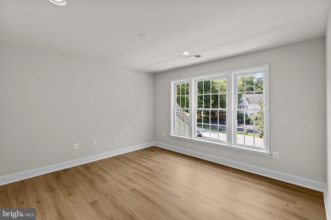 Building Photo - 9724 Centennial Meadows Ln