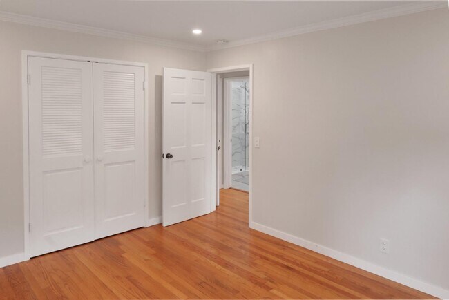 Building Photo - 1087 Lariat Ln