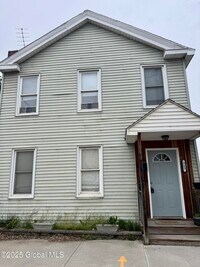 Building Photo - 363 1st St