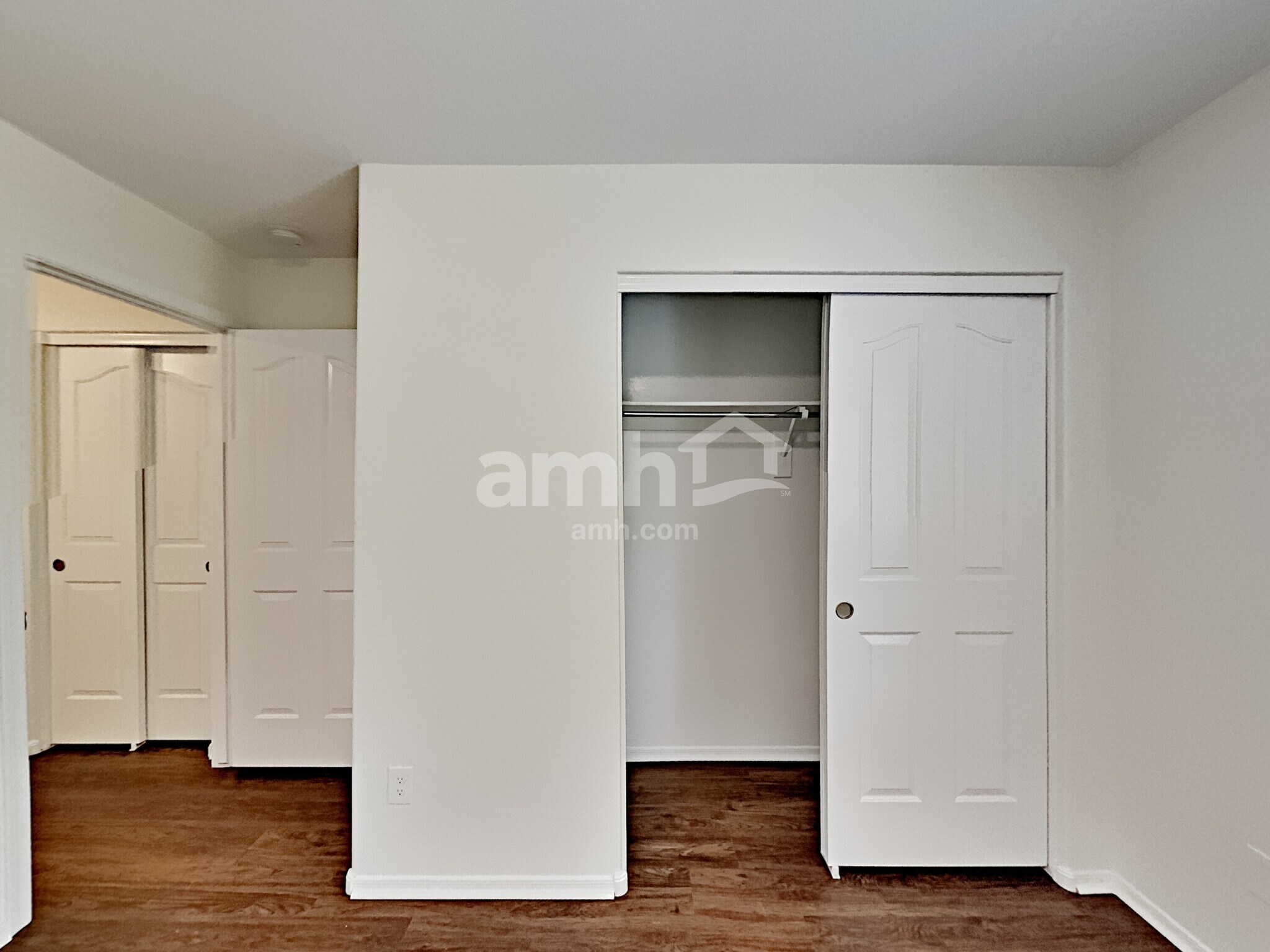 Building Photo - 7923 W Payson Rd