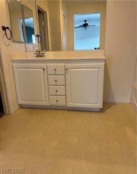 Building Photo - 637 Monument Point St