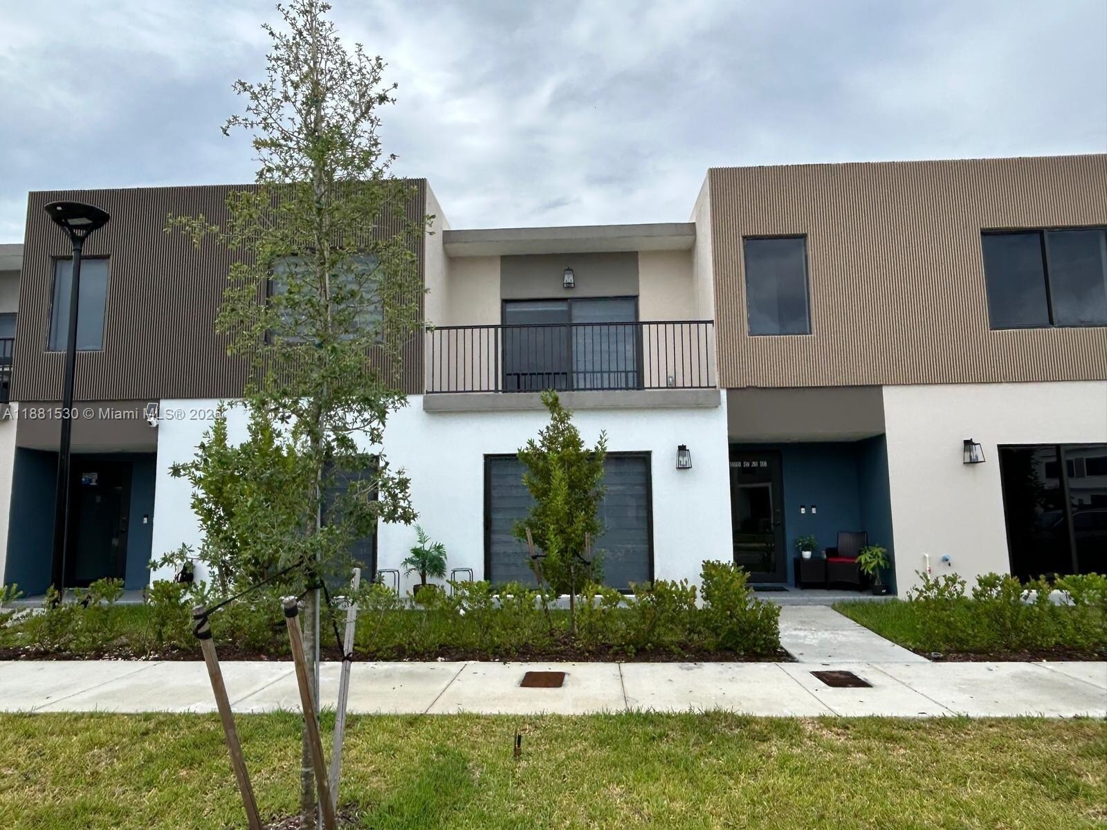 Building Photo - 14608 SW 261st Ter