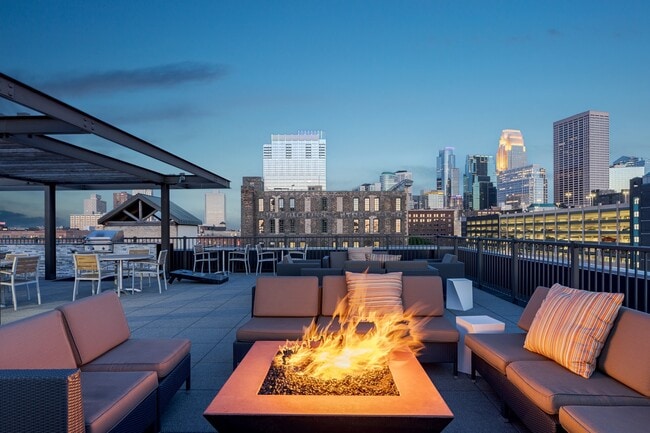 Building Photo - Dock Street Flats