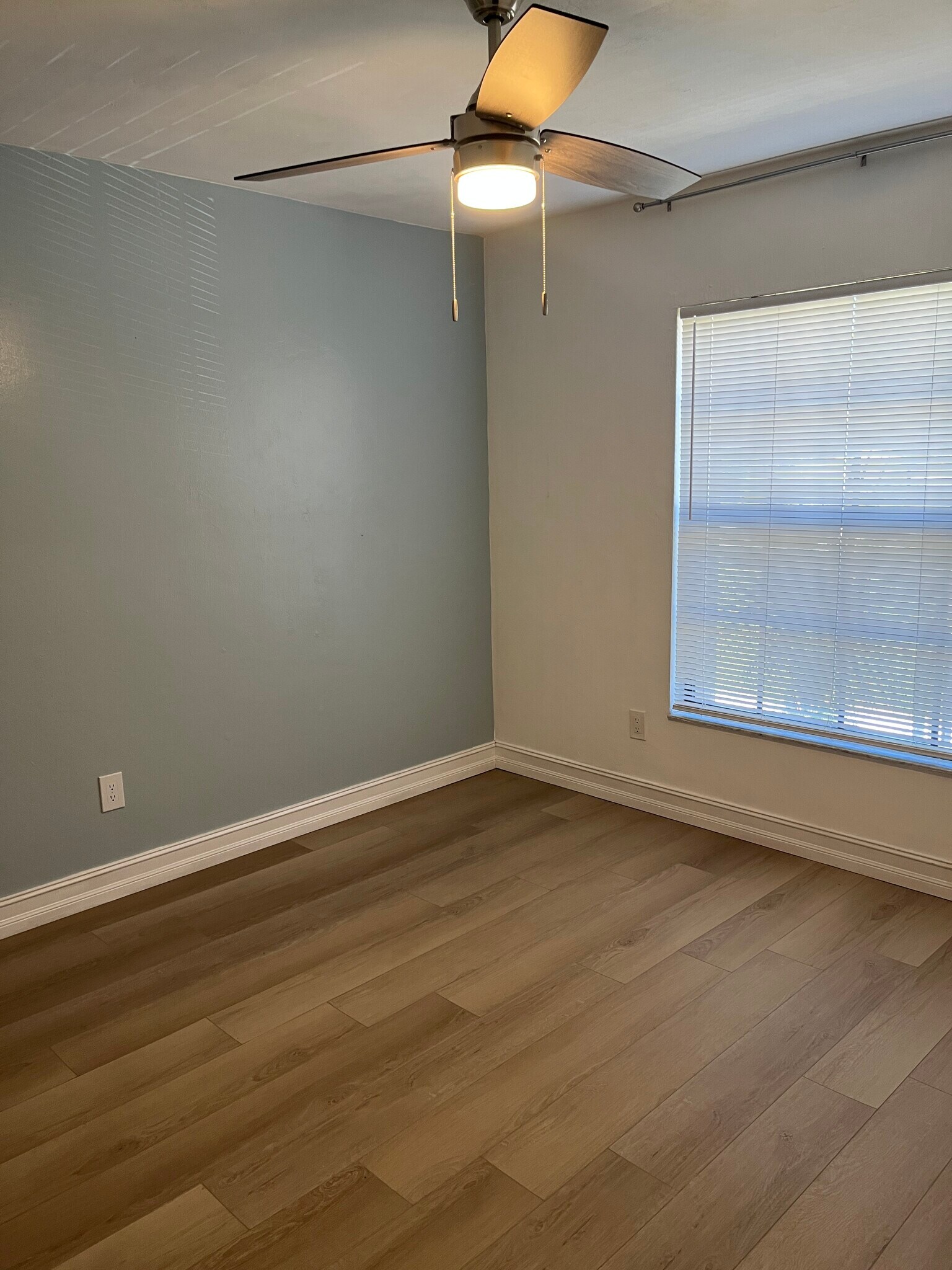 Building Photo - 6180 Olympic Ct