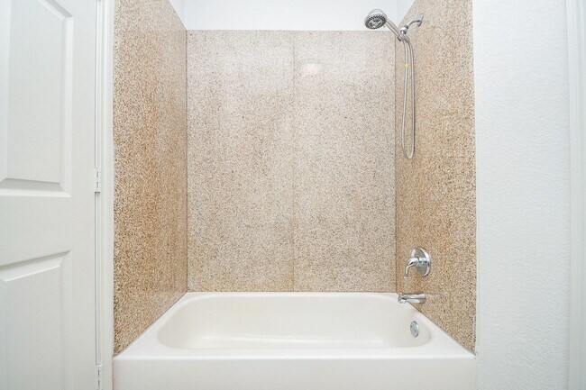 Building Photo - 9400 Bellaire Blvd