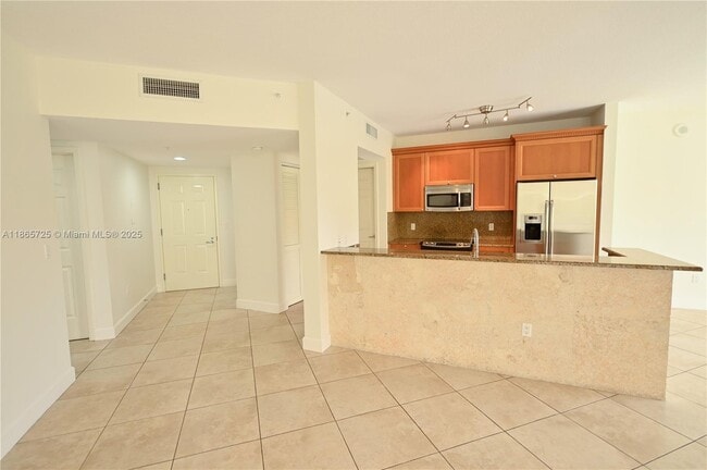 Building Photo - 55 Merrick Way