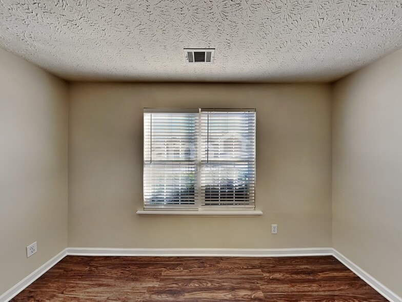 Building Photo - 2972 Burton Ridge Ct