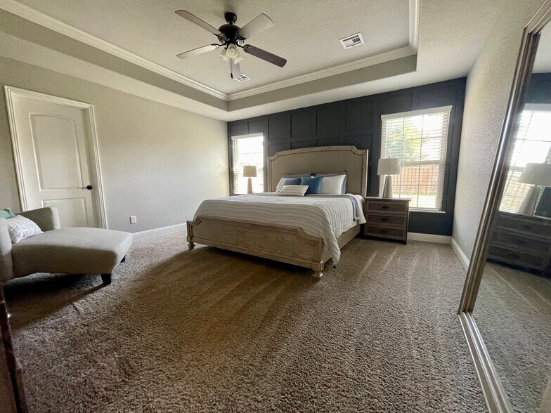 Building Photo - 3761 Barton Spring St