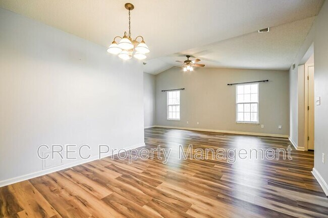 Building Photo - 207 Lynton Ct