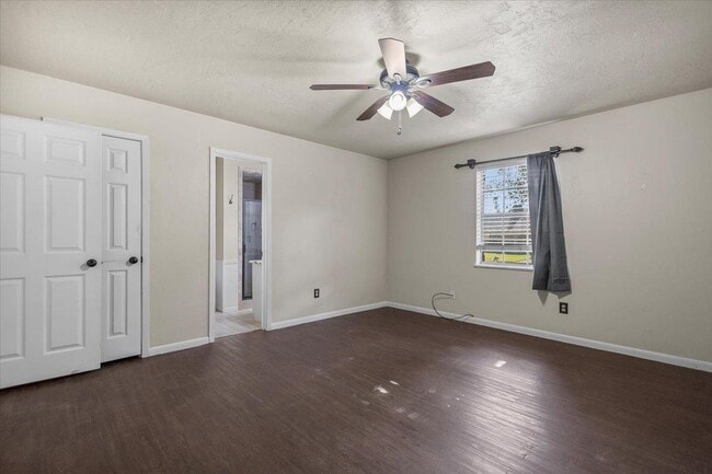 Building Photo - 914 Joel Dr