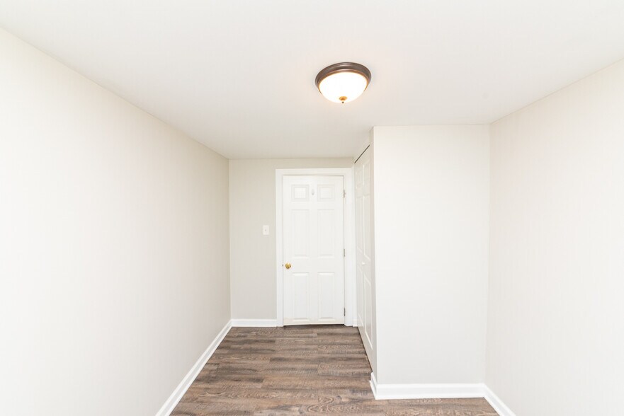 Building Photo - 2745 W Gregory St