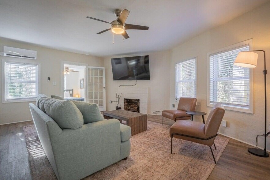 Building Photo - 838 Bobbin Mill Rd