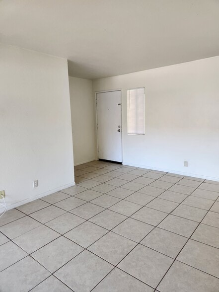 Front Door - 28323 Hillfield Ln