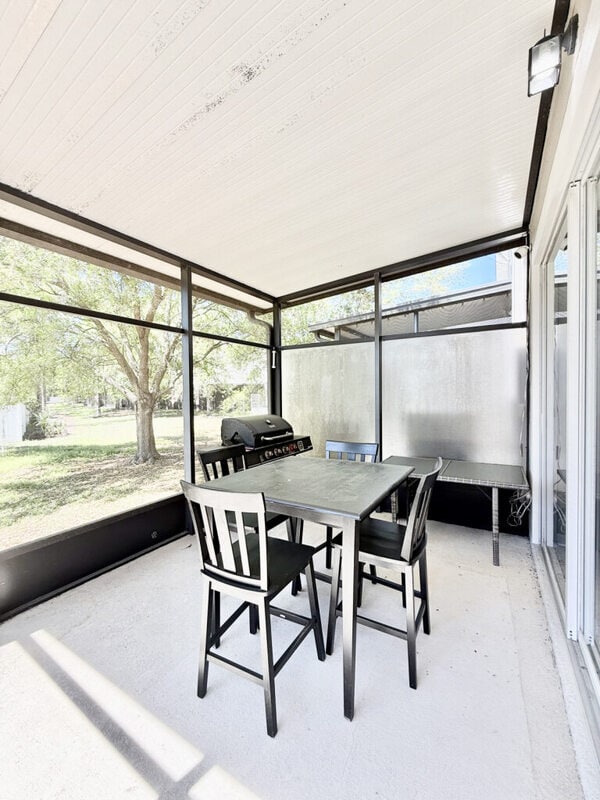 Building Photo - 10130 Westpark Preserve Blvd