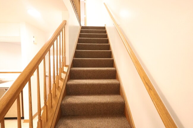 Building Photo - 1840 Grove Ave