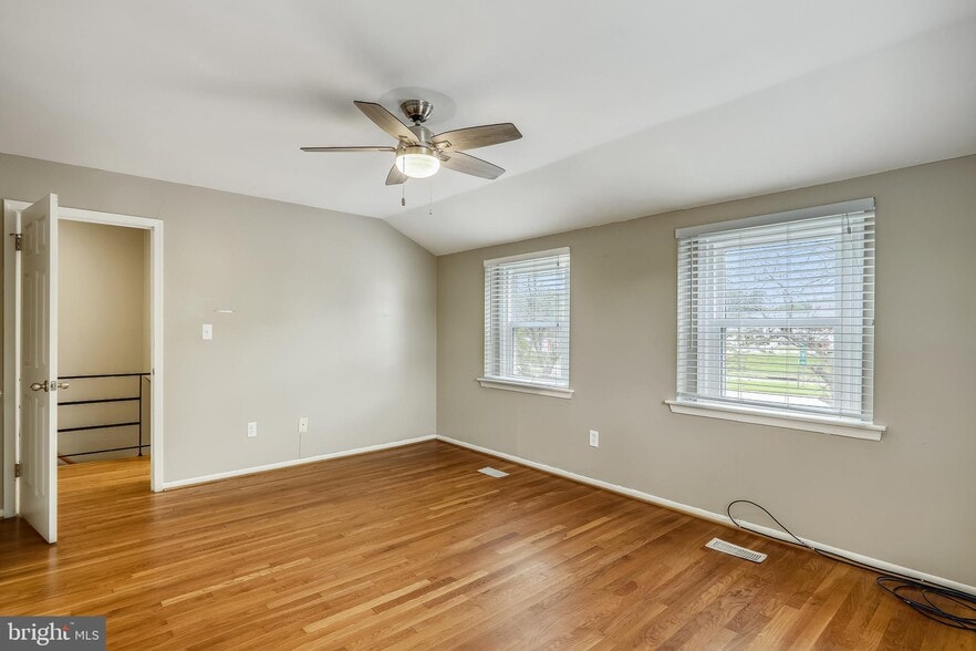 Building Photo - 81 Watkins Park Dr