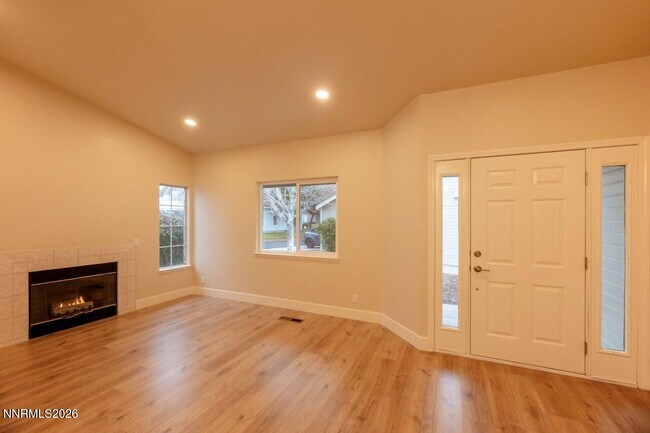 Building Photo - 7562 Wheeldale Cir