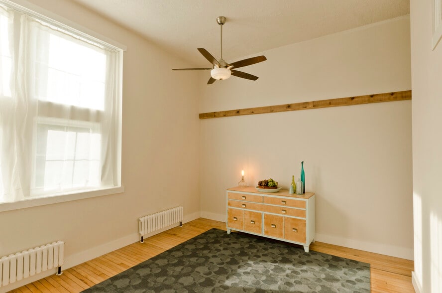 Bedroom 1 - 6418 Habgood Rd