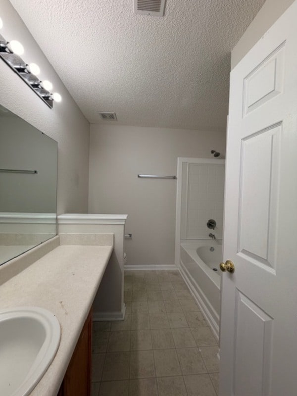 Building Photo - 412 Killian Green Dr