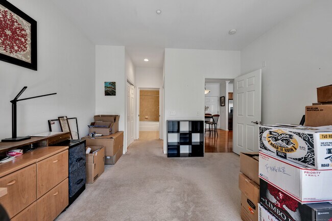 Building Photo - 1 King Philip Dr