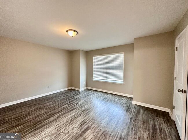 Building Photo - 306 Ashigan St