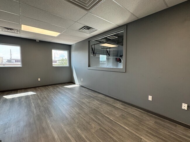 Building Photo - 1435 FM 1463