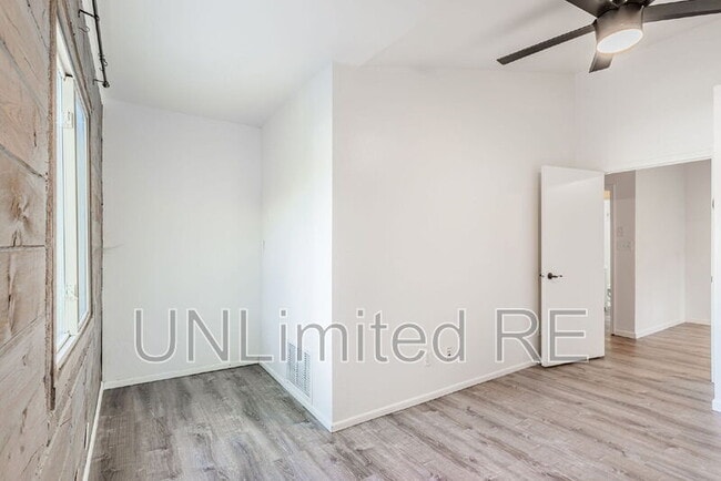 Building Photo - 4555 S Lake Mary Rd