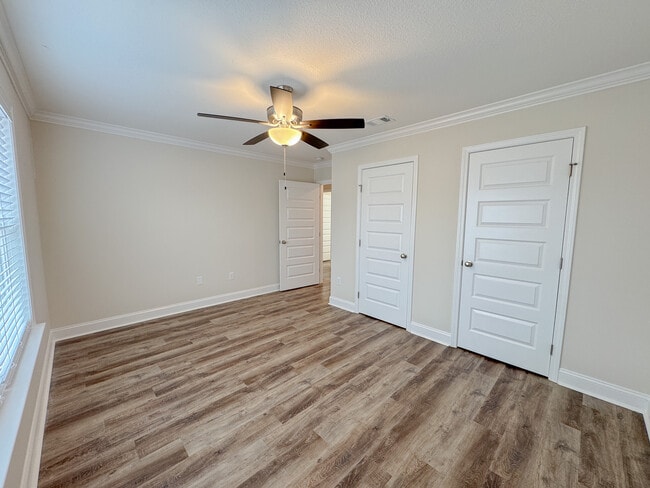 Building Photo - 301A Frieght Train Trl