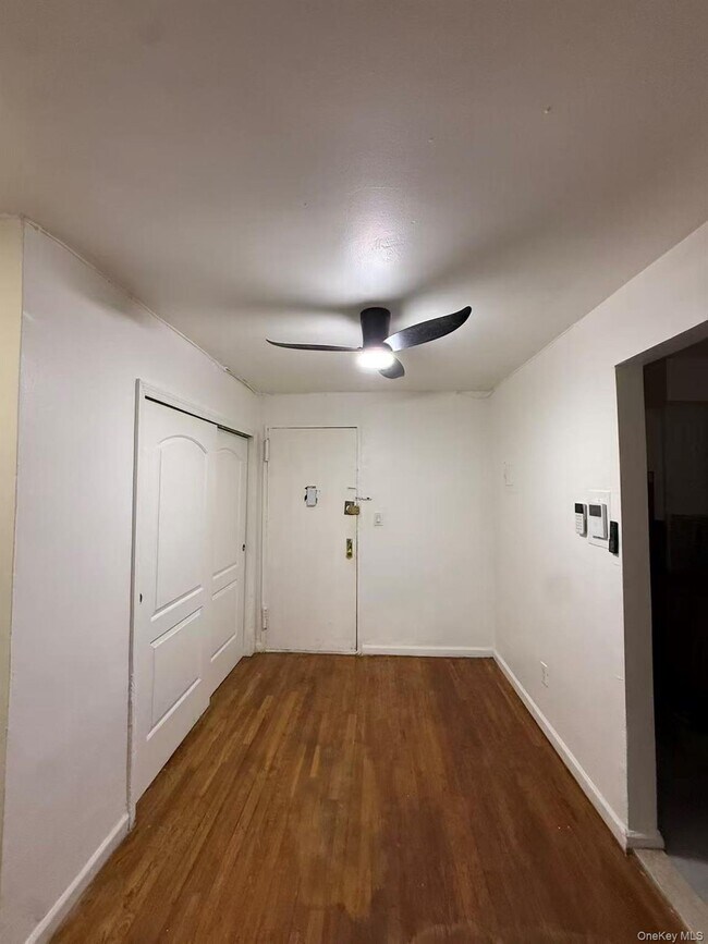 Building Photo - 86-16-86-60 60th Ave