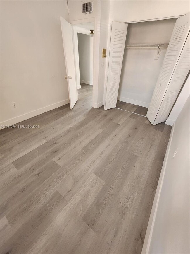 Building Photo - 4505 W 15th Ave